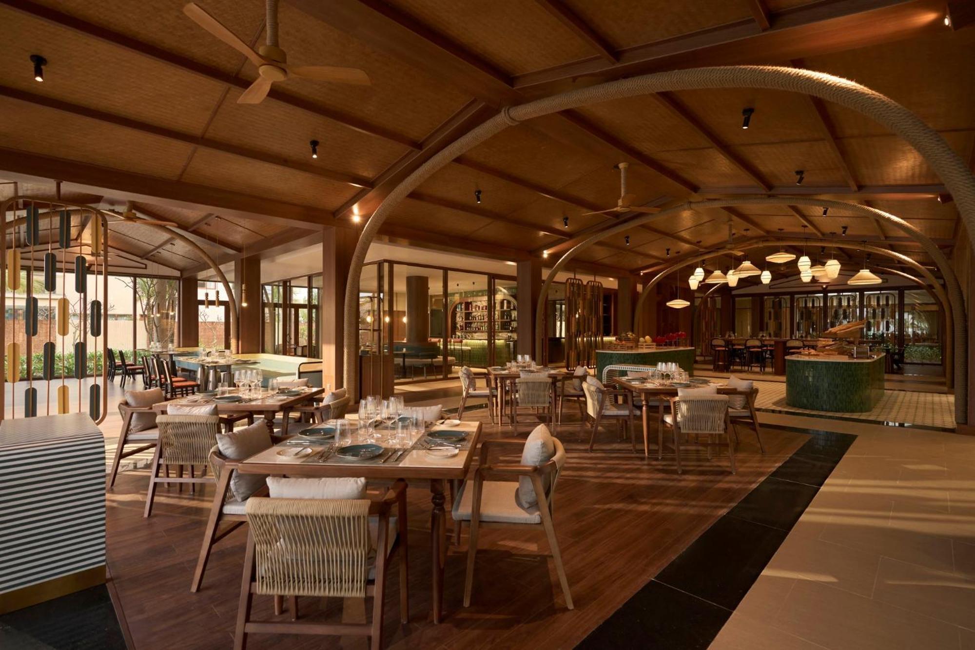 Voco Quang Binh Resort By Ihg Dong Hoi Exterior photo